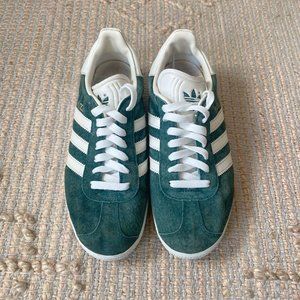 Adidas Gazelle Sneaker Green Suede Pre-Worn Vintage Women’s Size 7 Men’s Size 6